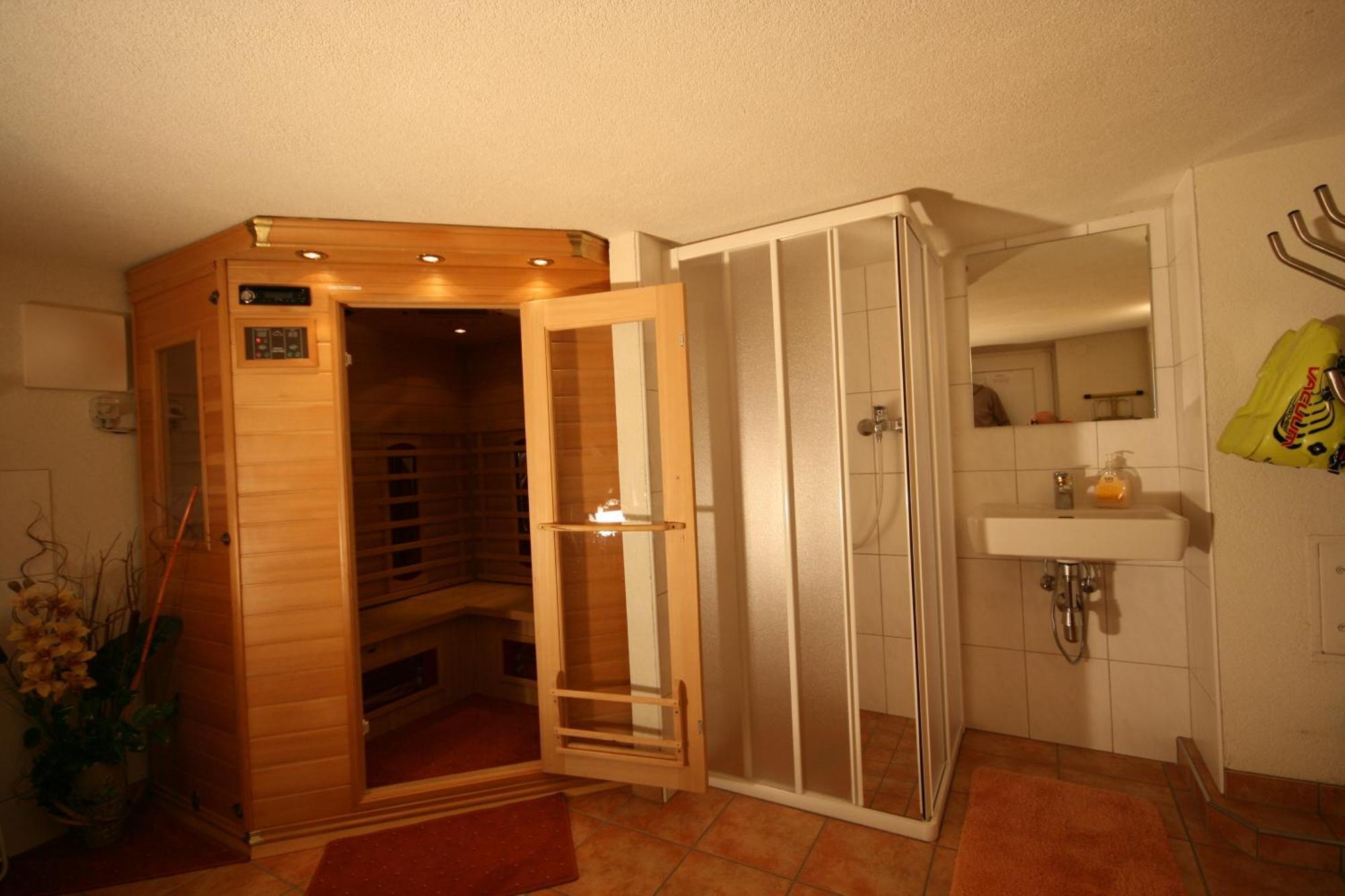 Ferienhaus Christine Taxenbach Ngoại thất bức ảnh